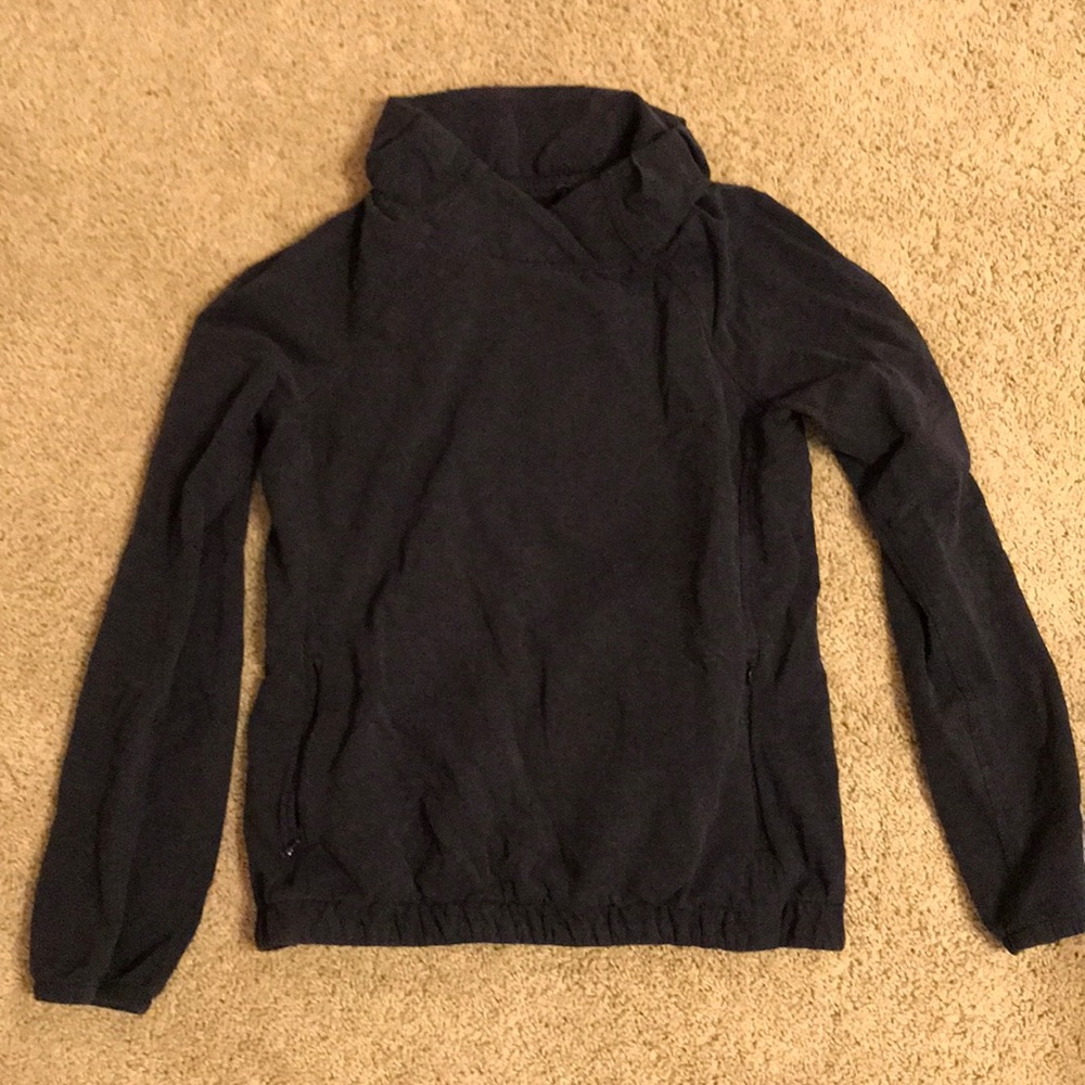 Lululemon sweatshirt
